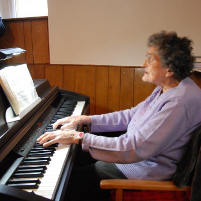100 years old - Organist Miss Joyce Morse